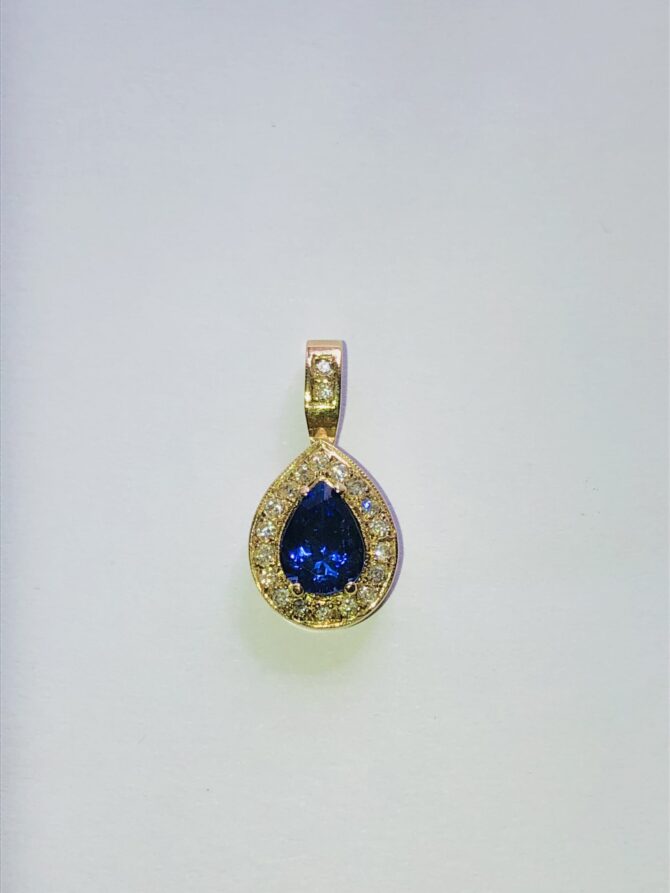 Tanzanite & Daimond Pendant