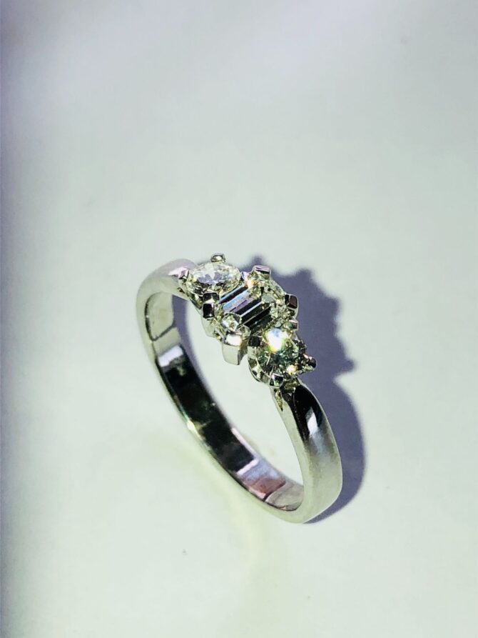 Seven Diamond Ring
