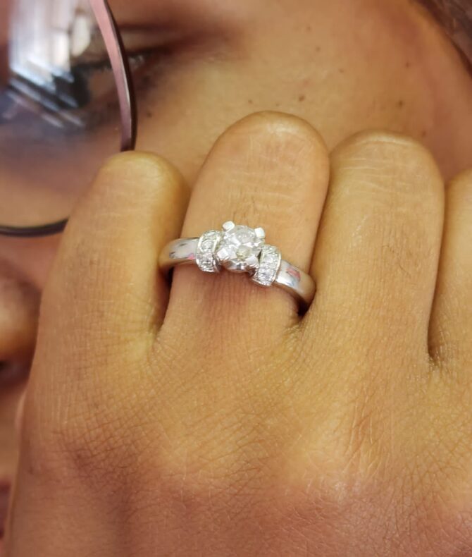 Seven Diamond Ring