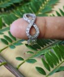 Figure Diamond Ring